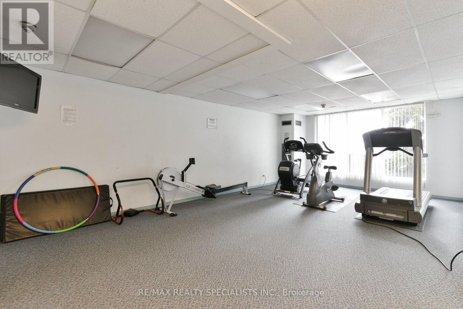 813- 145 Hillcrest Avenue, Mississauga, ON photo 27