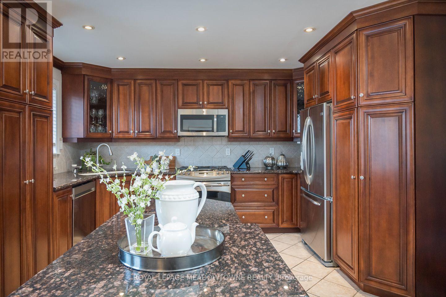 46 Reynier Drive, Brampton, ON photo 14