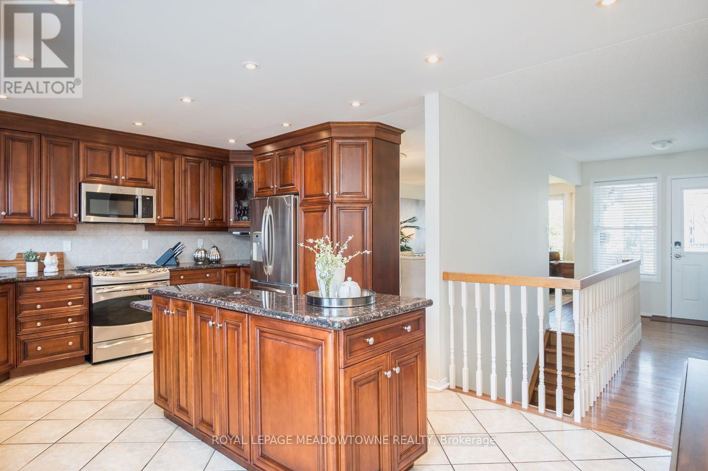 46 Reynier Drive, Brampton, ON photo 15
