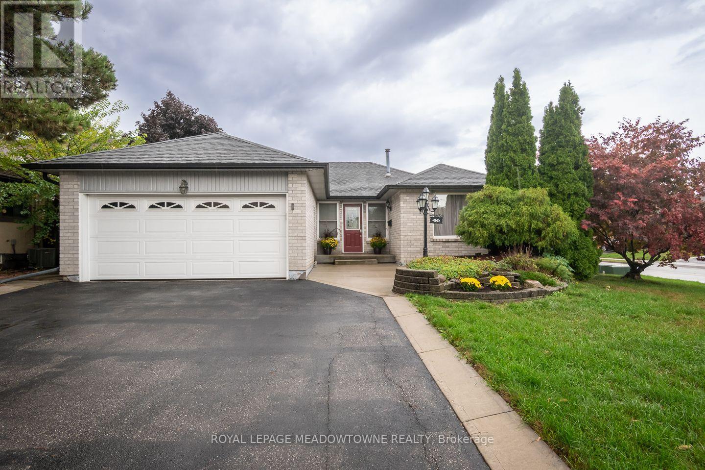 46 Reynier Drive, Brampton, ON photo 2