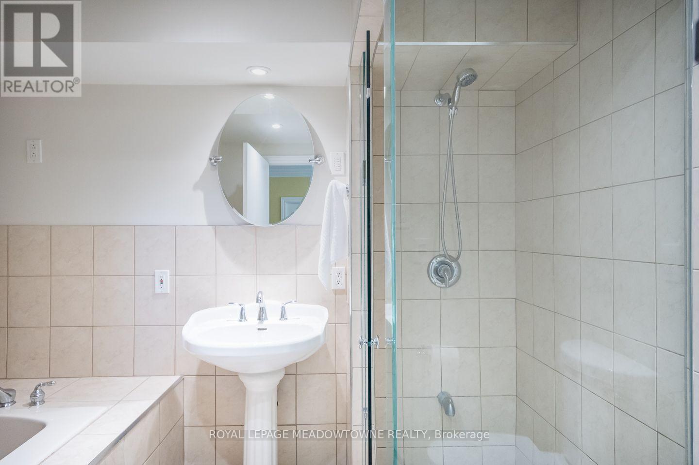 46 Reynier Drive, Brampton, ON photo 34