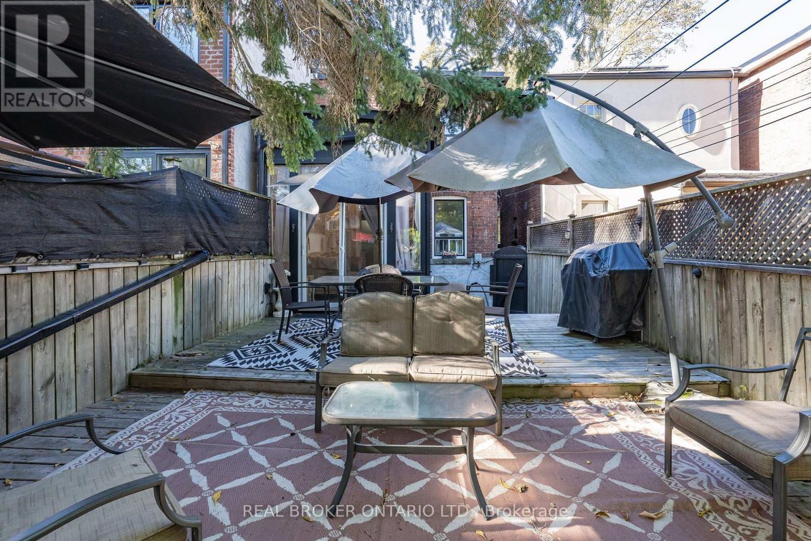 253 Bartlett Avenue, Toronto, ON photo 13