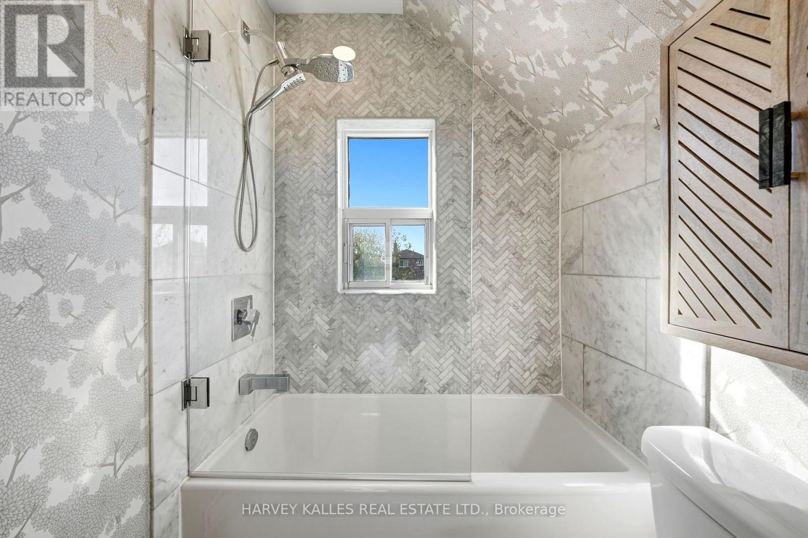 26 Miranda Avenue, Toronto, ON photo 22