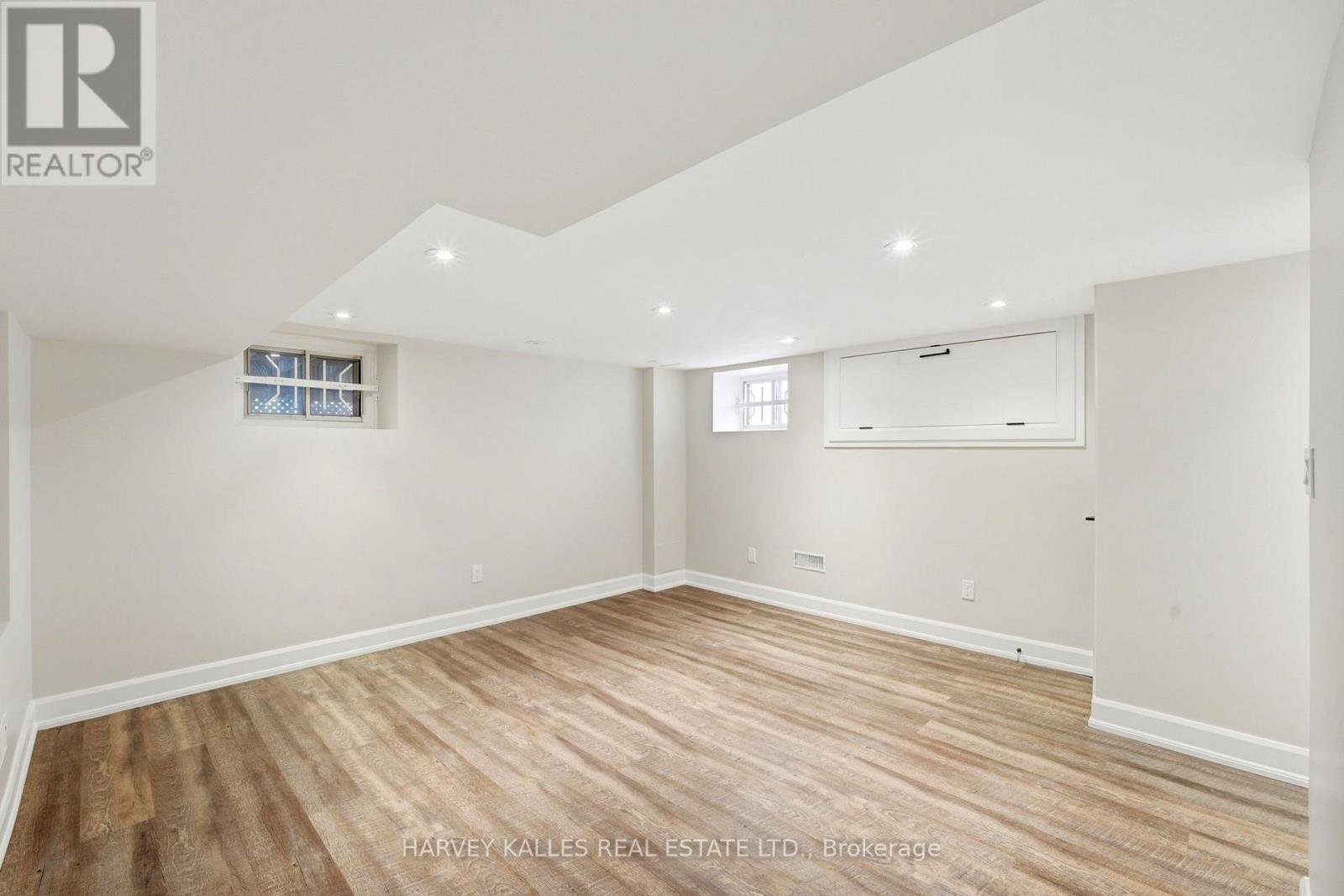 26 Miranda Avenue, Toronto, ON photo 31