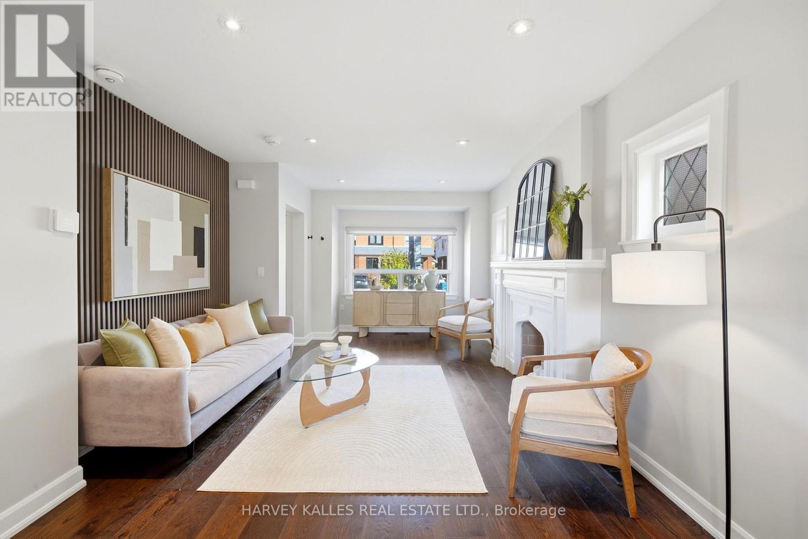 26 Miranda Avenue, Toronto, ON photo 7