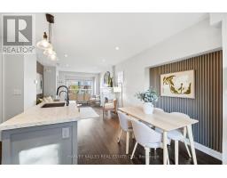 26 Miranda Avenue, Toronto, ON M6E4G2 Photo 14
