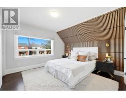 26 Miranda Avenue, Toronto, ON M6E4G2 Photo 17