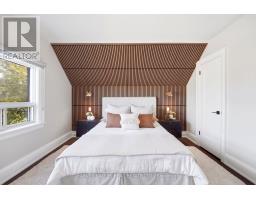 26 Miranda Avenue, Toronto, ON M6E4G2 Photo 19