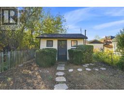26 Miranda Avenue, Toronto, ON M6E4G2 Photo 35