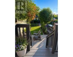 26 Miranda Avenue, Toronto, ON M6E4G2 Photo 41
