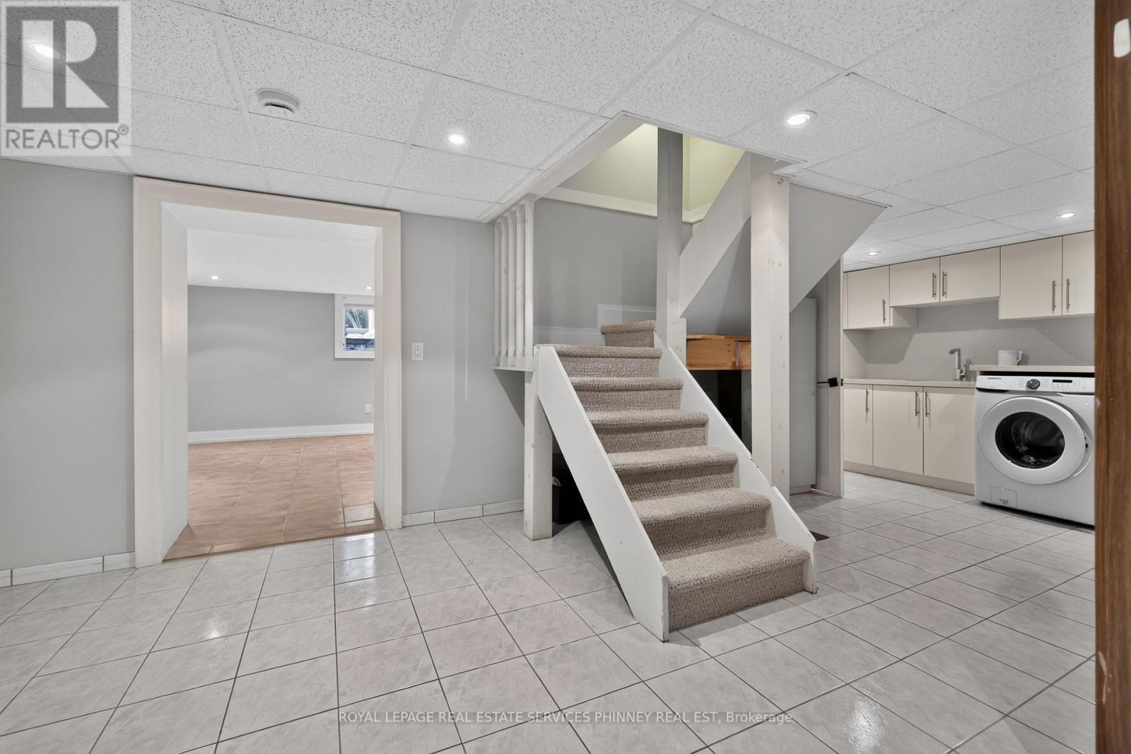 21 Cumberland Drive, Mississauga, ON photo 32