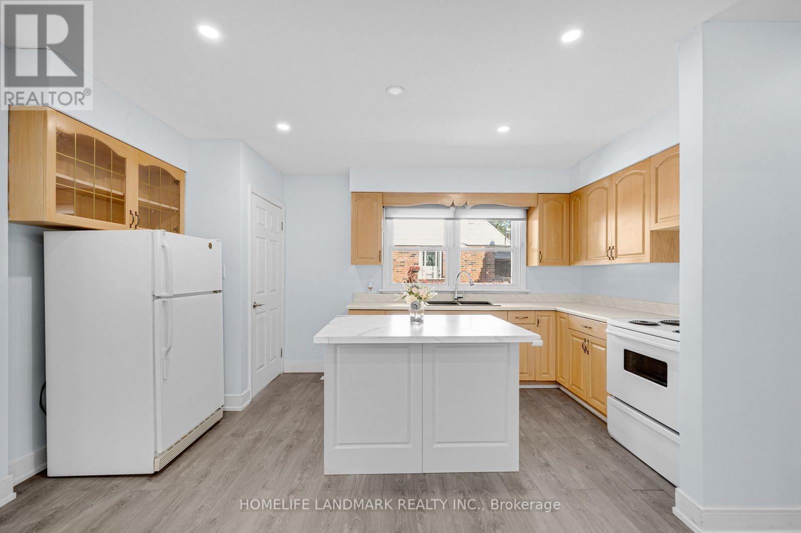 135 Howard Avenue, Hamilton, ON photo 13