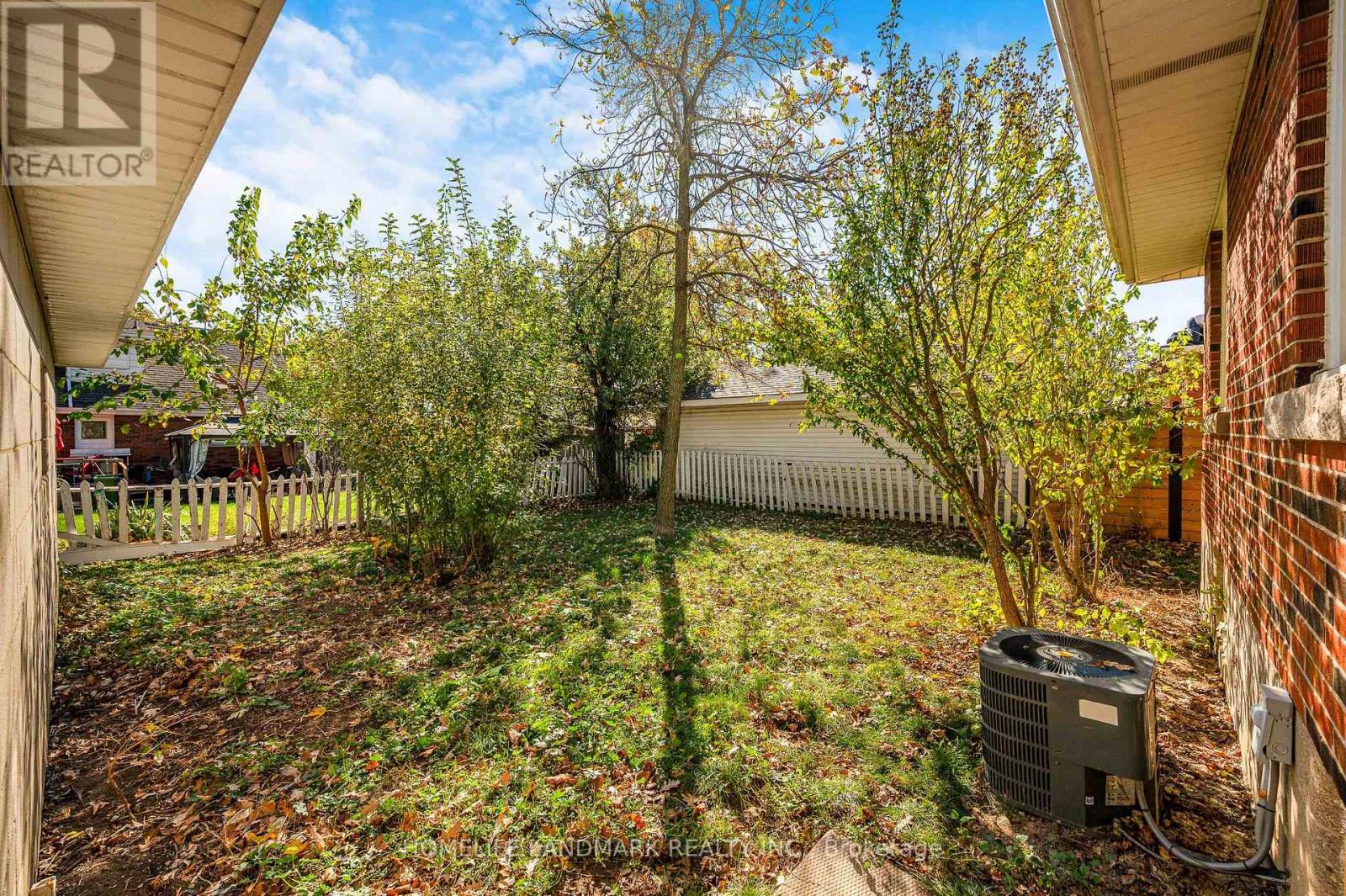 135 Howard Avenue, Hamilton, ON photo 32