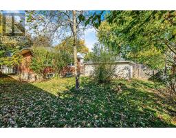135 Howard Avenue, Hamilton, ON L9A2W6 Photo 34