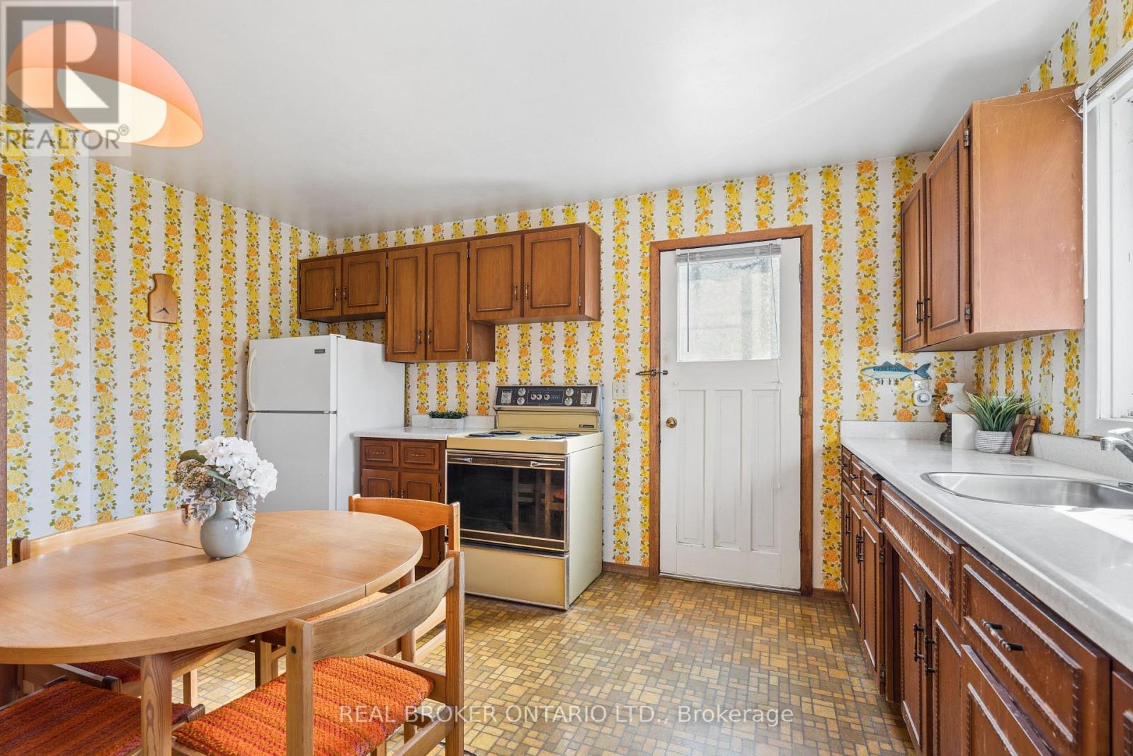 8350 Hwy 7 Highway, Guelph/Eramosa, ON photo 14