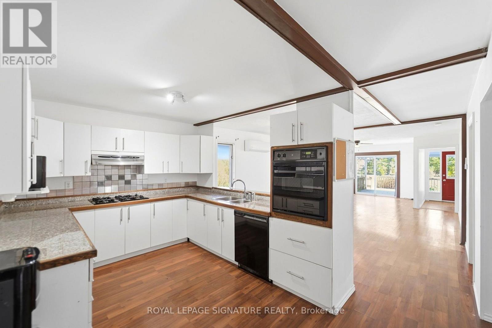847 South Coast Drive, Haldimand, ON photo 8
