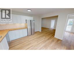 293 N 100  W, Raymond, AB T0K2S0 Photo 17