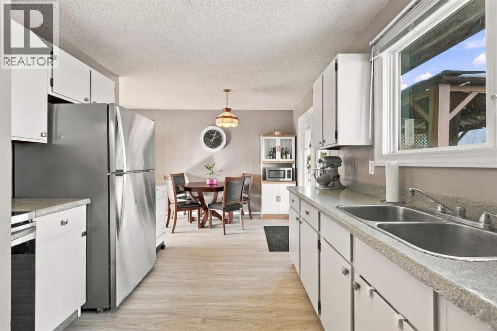 5316 38 Street, Innisfail — photo 12