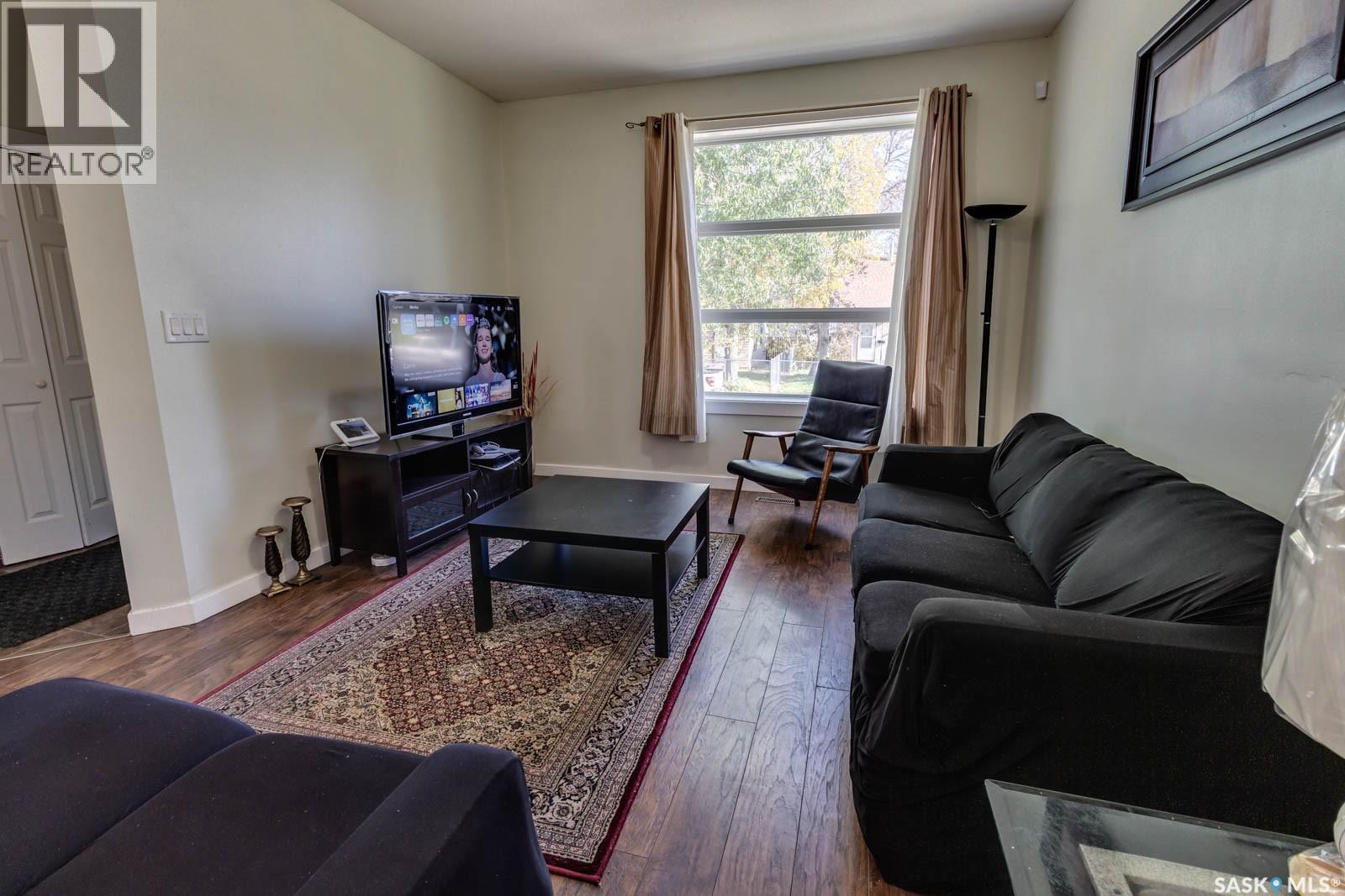 1208 Princess STREET, Regina — photo 3