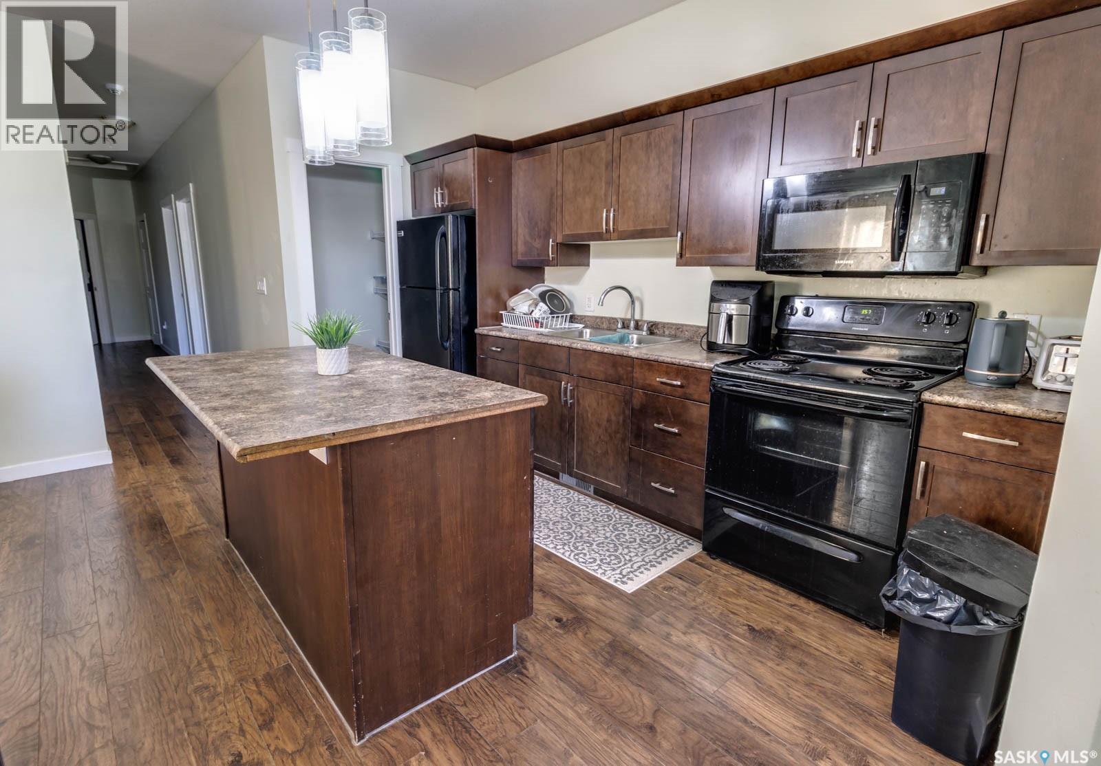 1208 Princess STREET, Regina — photo 9