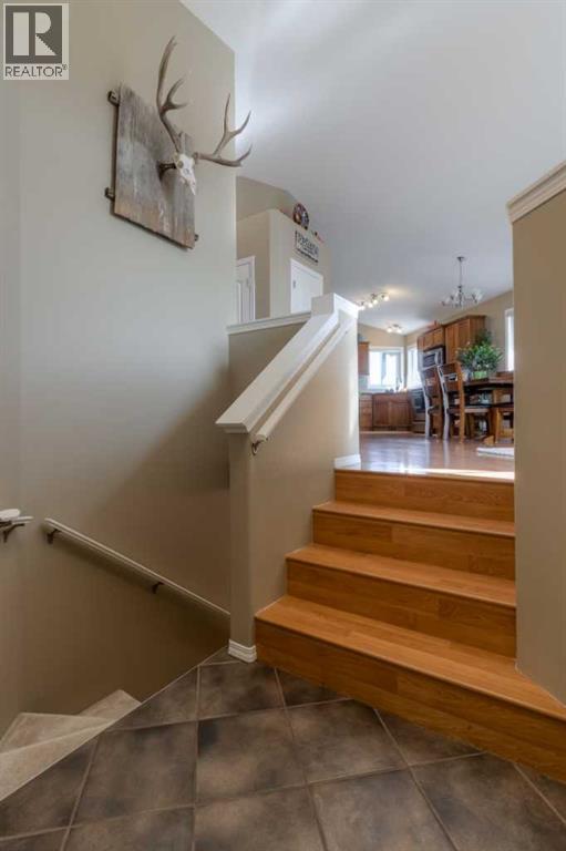 159 Grand River Boulevard W, photo 5 of 50