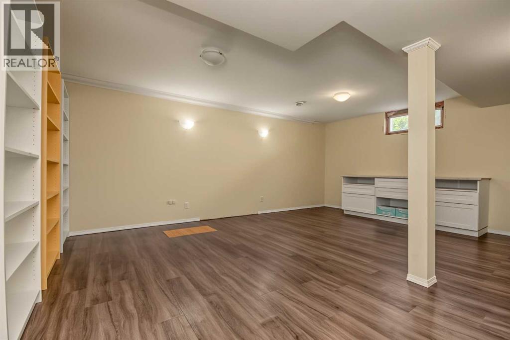 9907 85 Avenue, photo 25 of 32