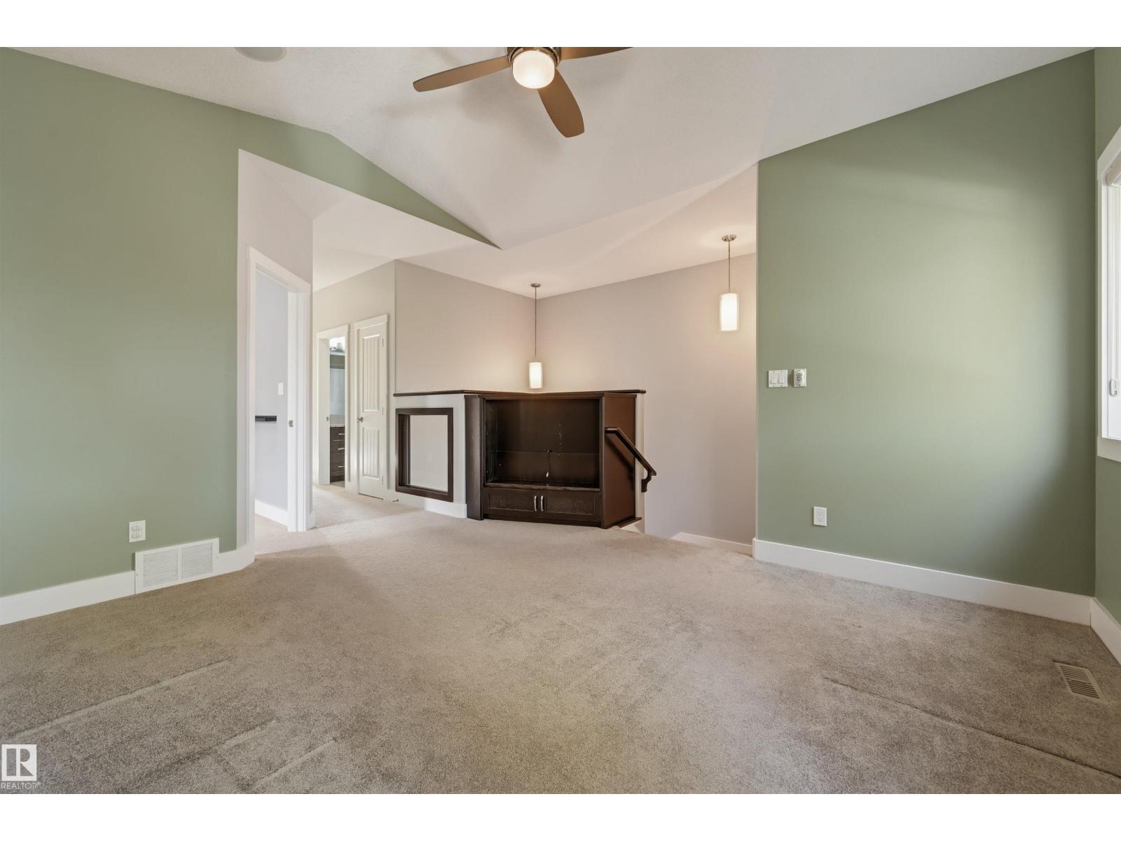 10513 75 AV NW, Edmonton — photo 24