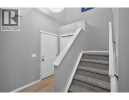 2pc Bathroom - 20 Chapman Court Se, Calgary, AB T2X3S6 Photo 10