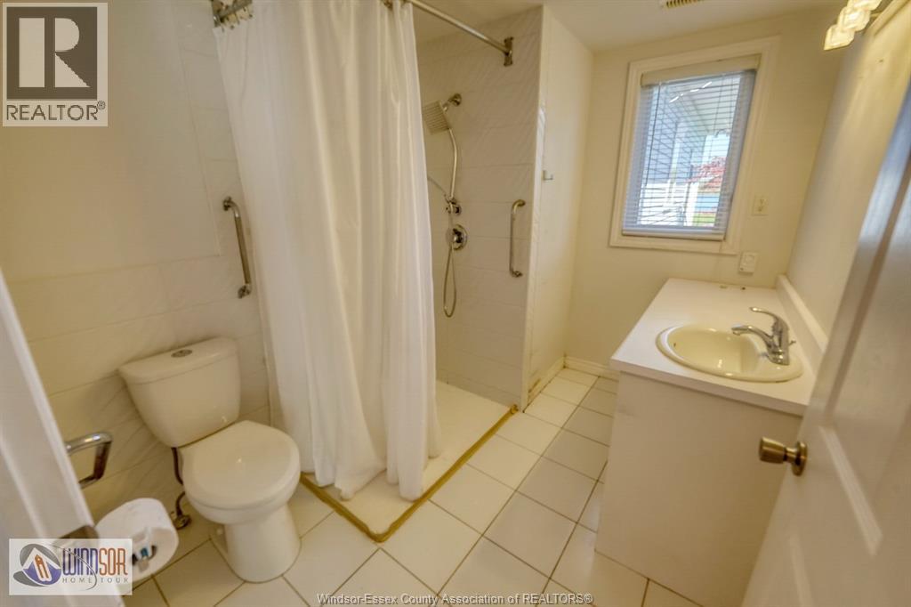 9906 RIVERSIDE DRIVE East - 25