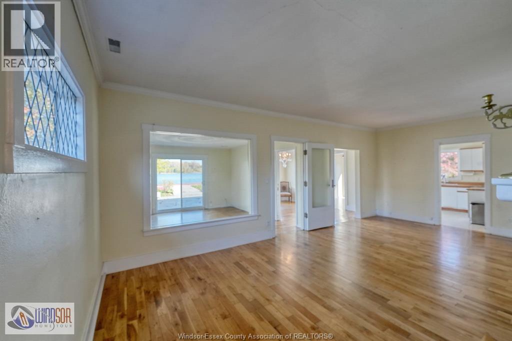 9906 RIVERSIDE DRIVE East - 9