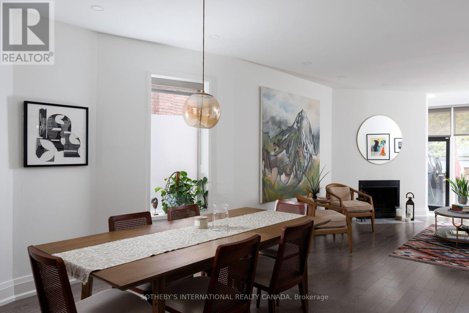 107 Macpherson Avenue, Toronto, ON photo 6