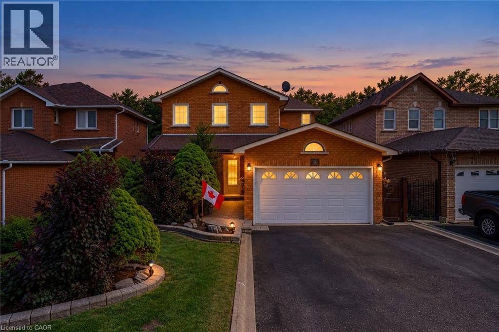 Photo of 8 COCHRANE Avenue