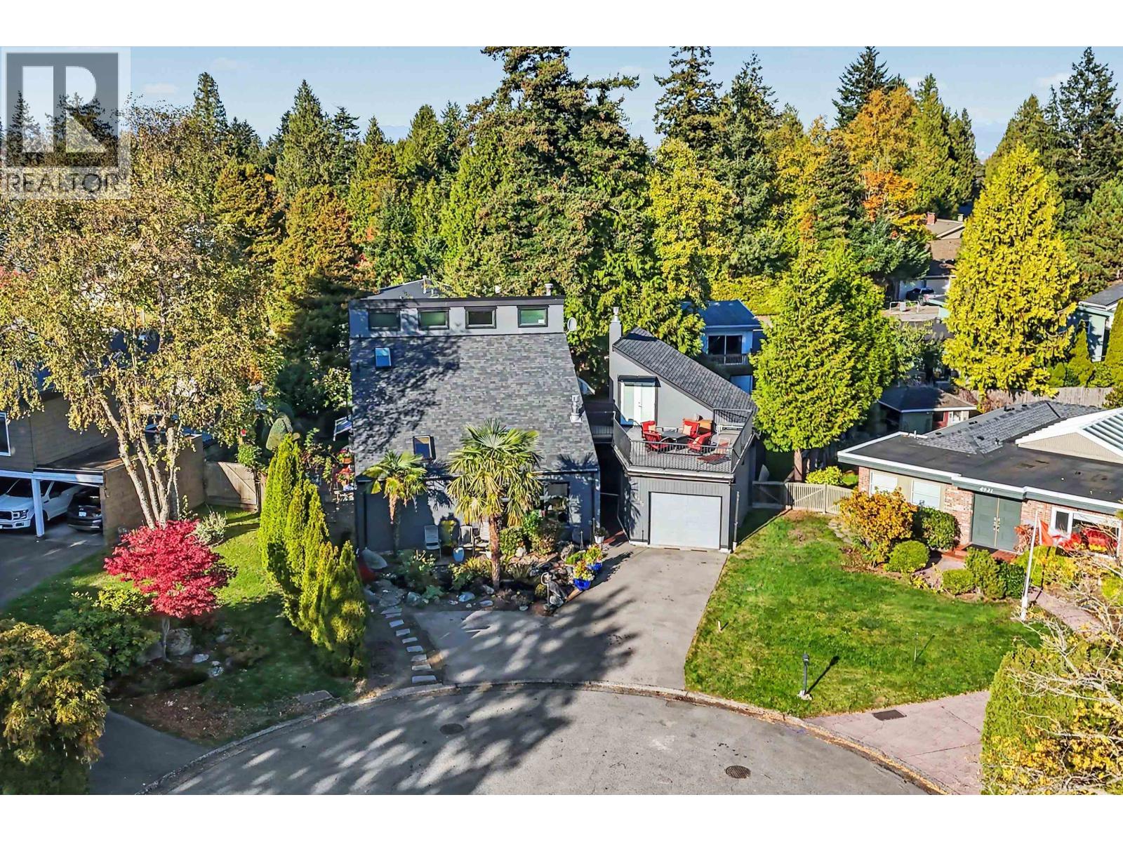 4927 CEDAR Crescent, Delta