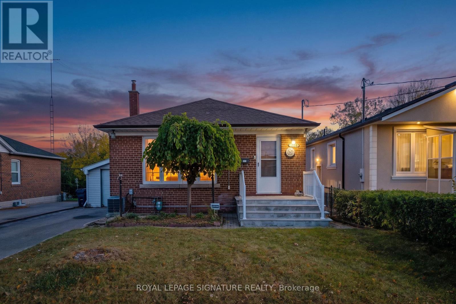 Photo of 1377 Birchmount Road