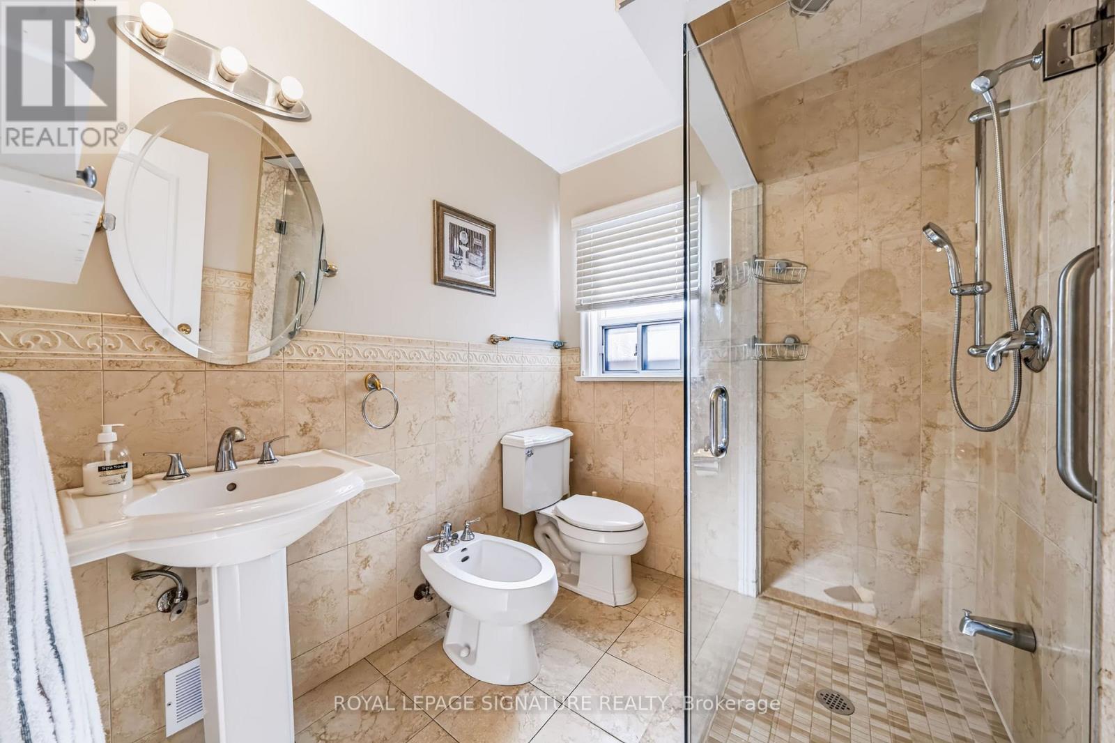 1377 Birchmount Road, Toronto, ON photo 18