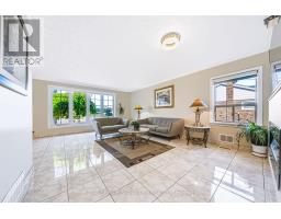 Foyer - 1377 Birchmount Road, Toronto, ON M1P2E2 Photo 8