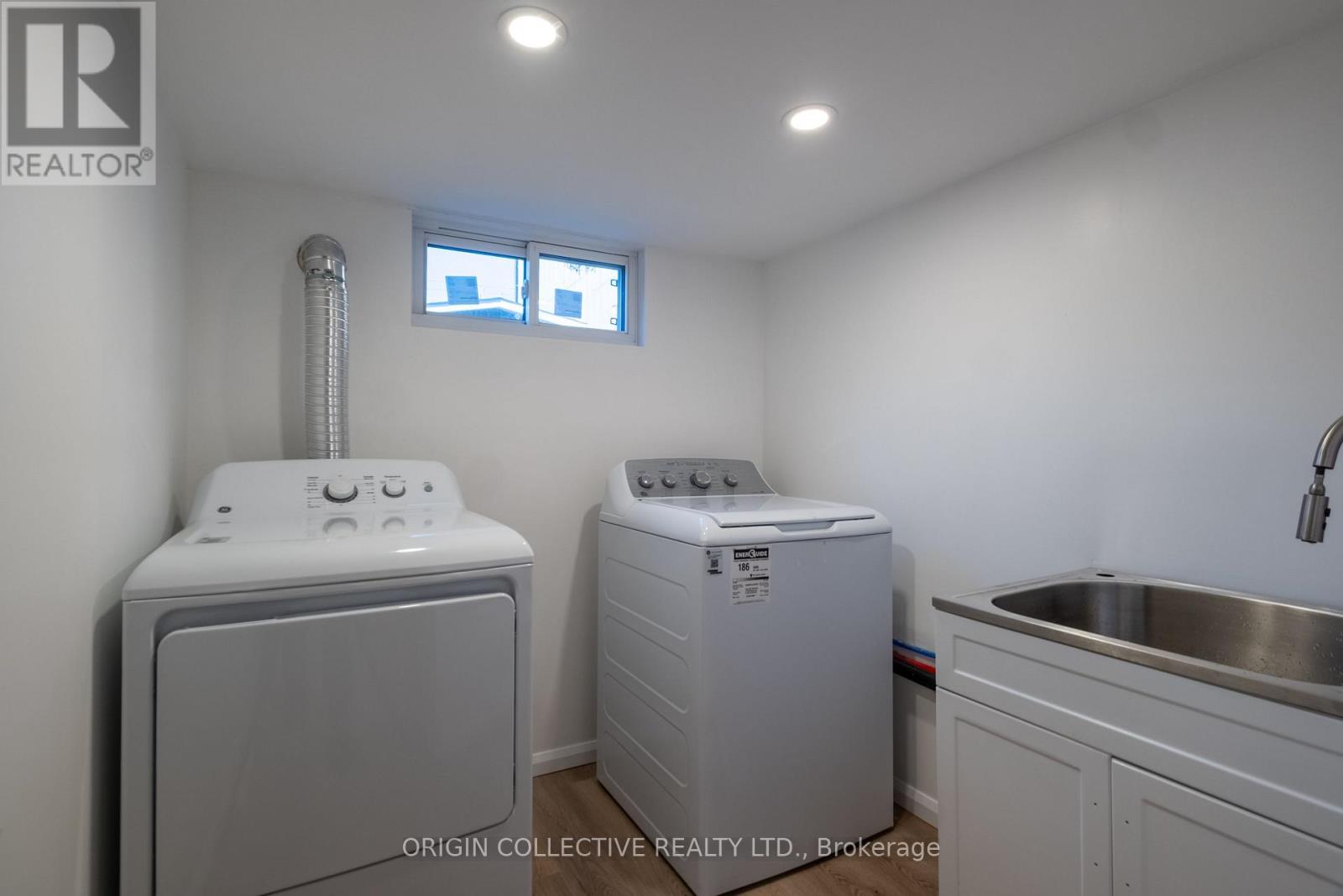 6 Oakdene Crescent, Toronto, ON photo 36