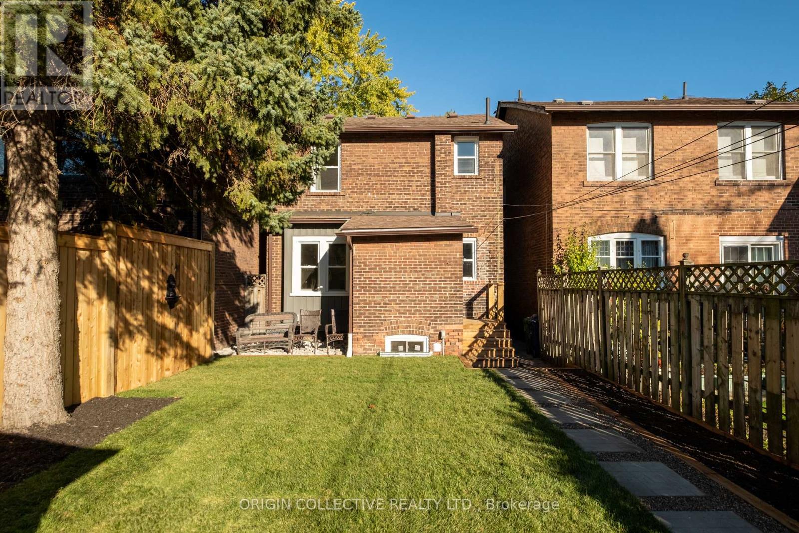 6 Oakdene Crescent, Toronto, ON photo 38