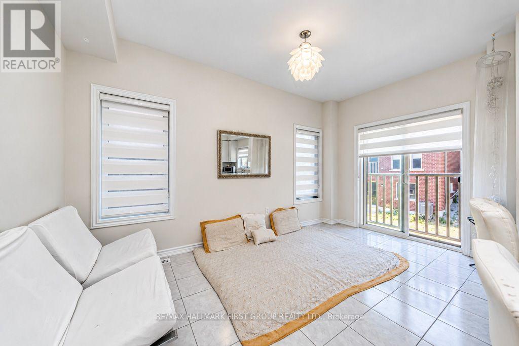 2620 Apricot Lane, Pickering, ON photo 17