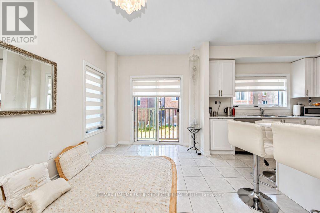 2620 Apricot Lane, Pickering, ON photo 18