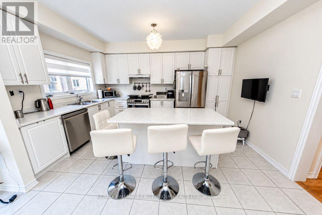 2620 Apricot Lane, Pickering, ON photo 23