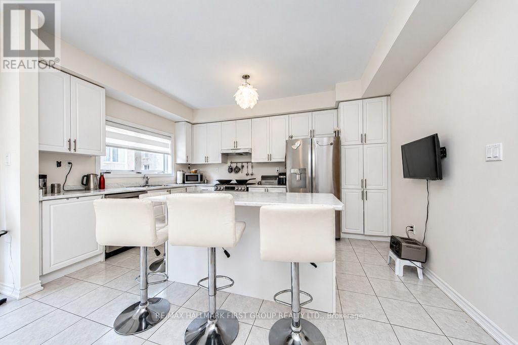 2620 Apricot Lane, Pickering, ON photo 24