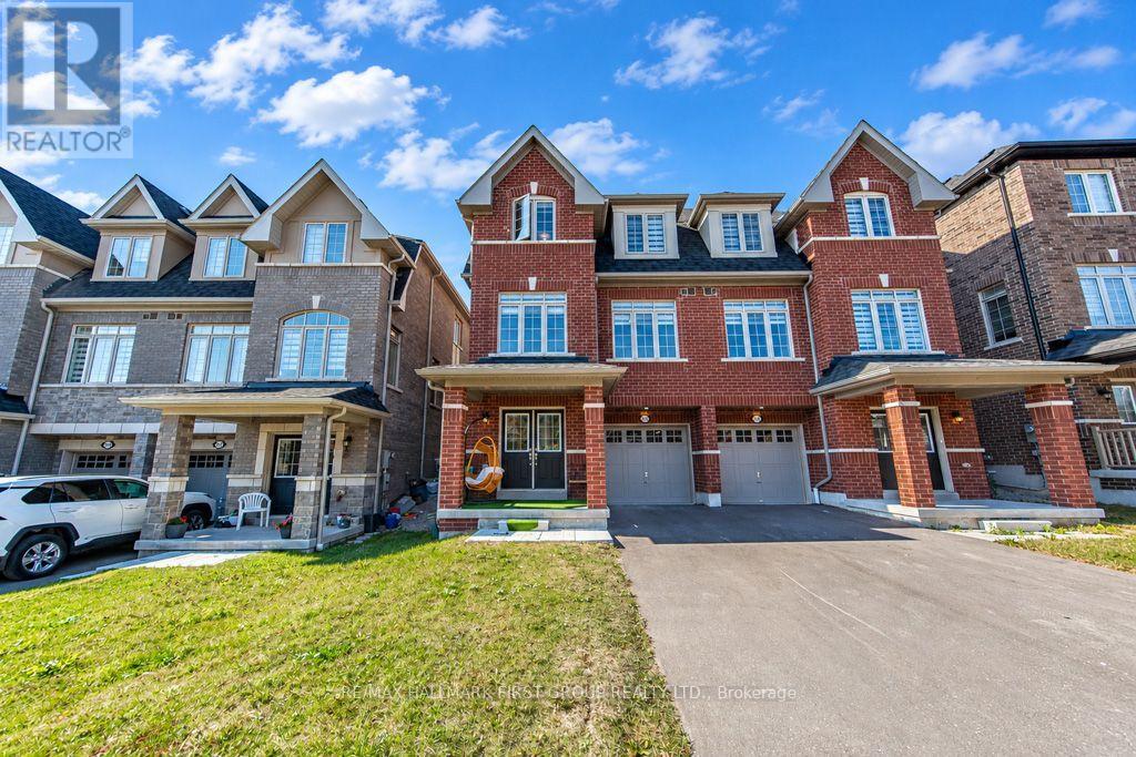 2620 Apricot Lane, Pickering, ON photo 3