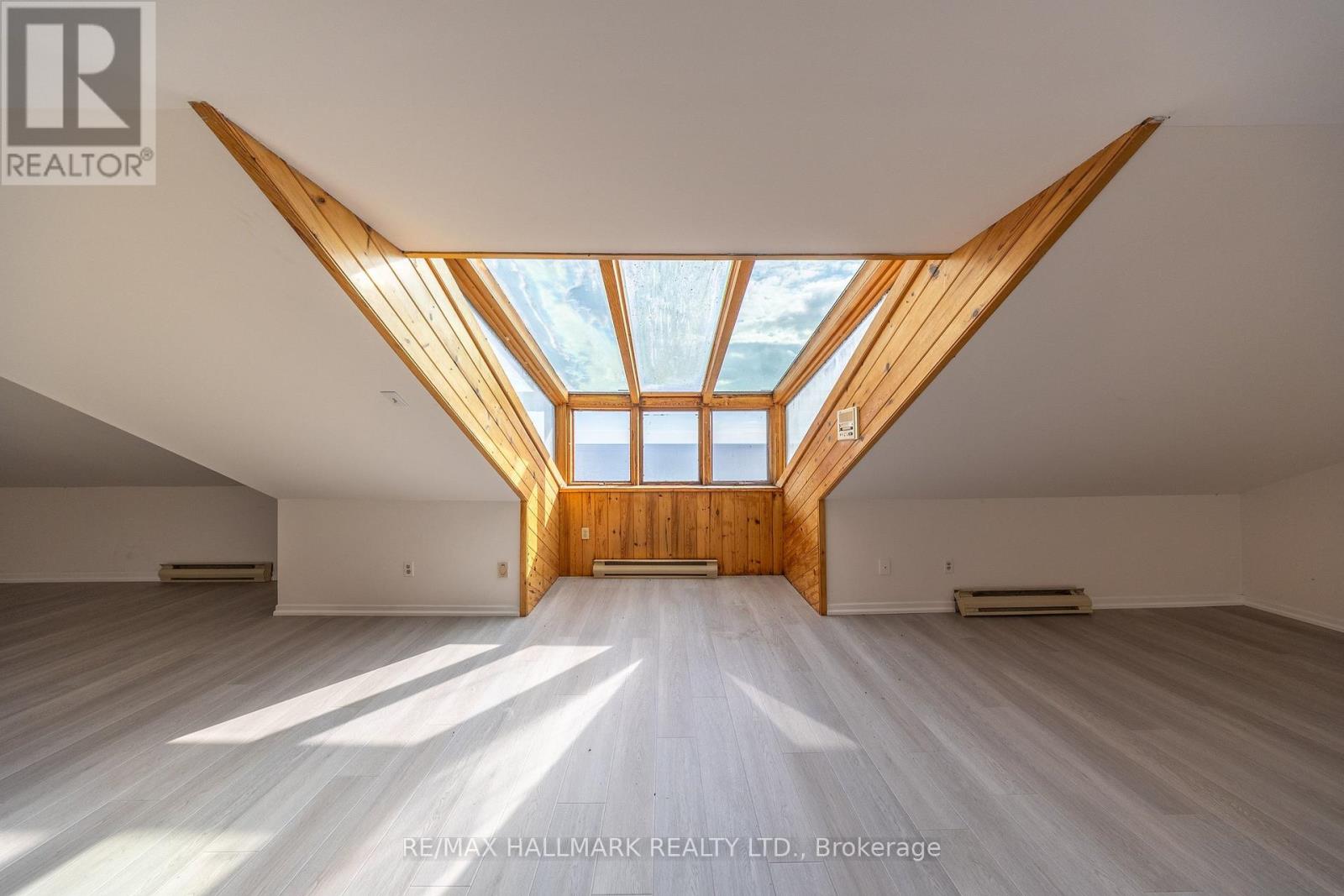 3741 Lakeshore Road East, Clarington, ON photo 24