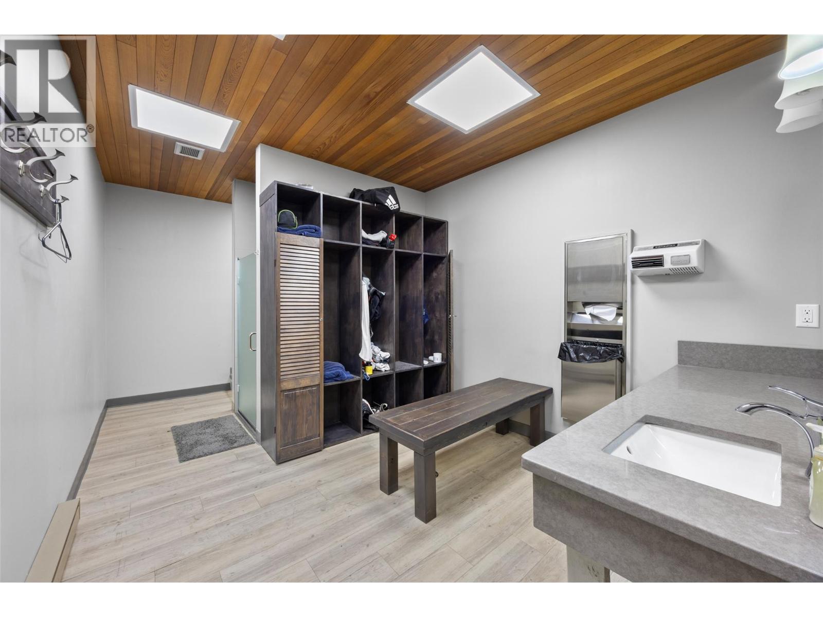 105 121 ST PAUL Street, Kamloops - Image 1