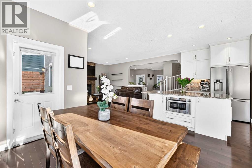 Space For Family Meals And Company