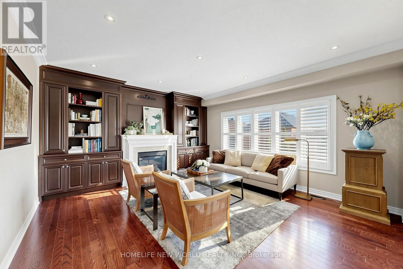 19 FEATHERWOOD DRIVE - 11