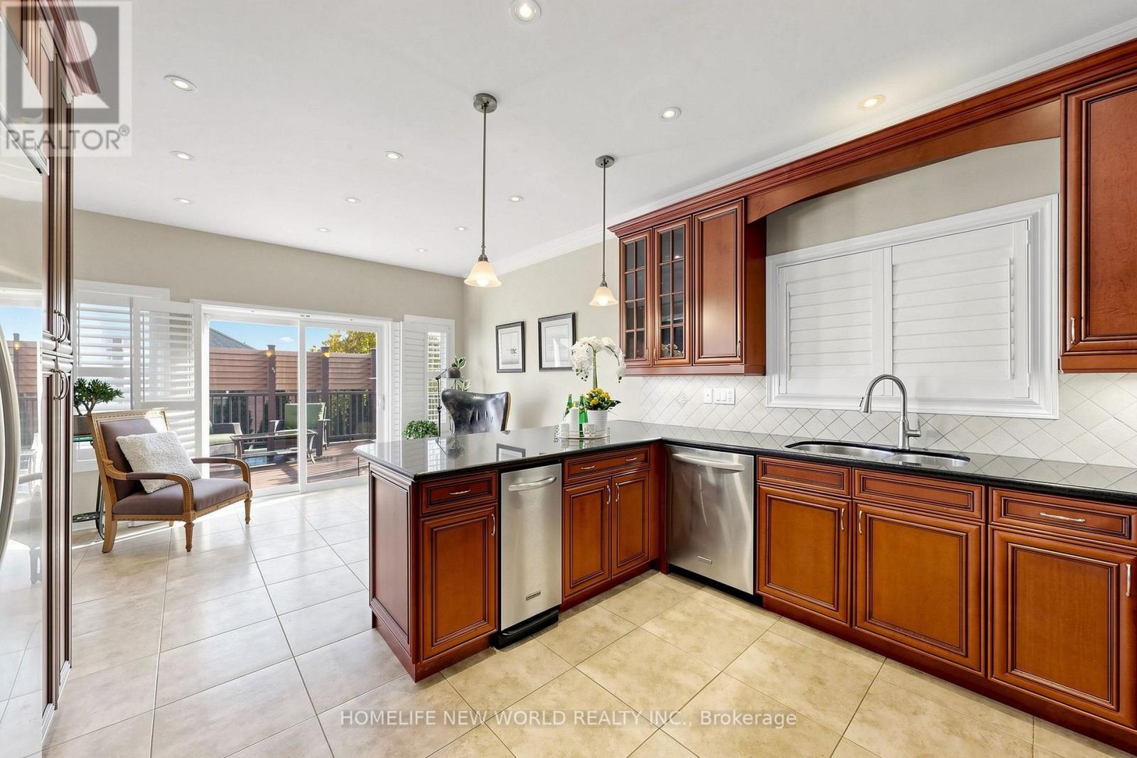 19 FEATHERWOOD DRIVE - 16