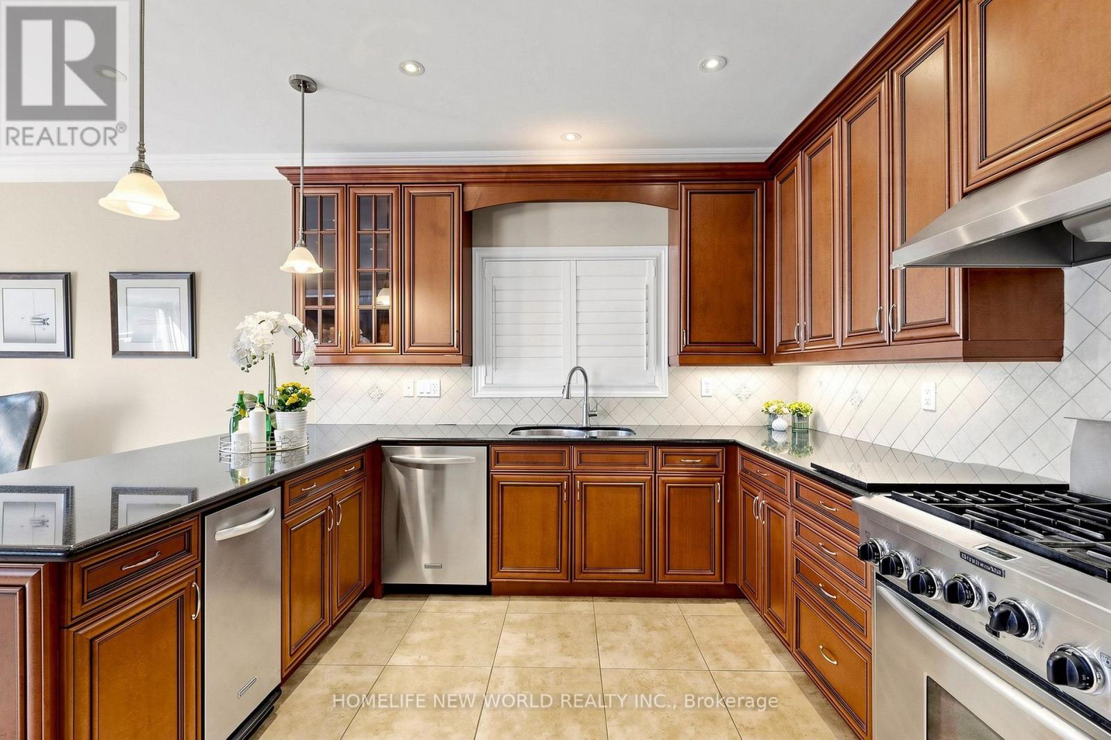 19 FEATHERWOOD DRIVE - 18