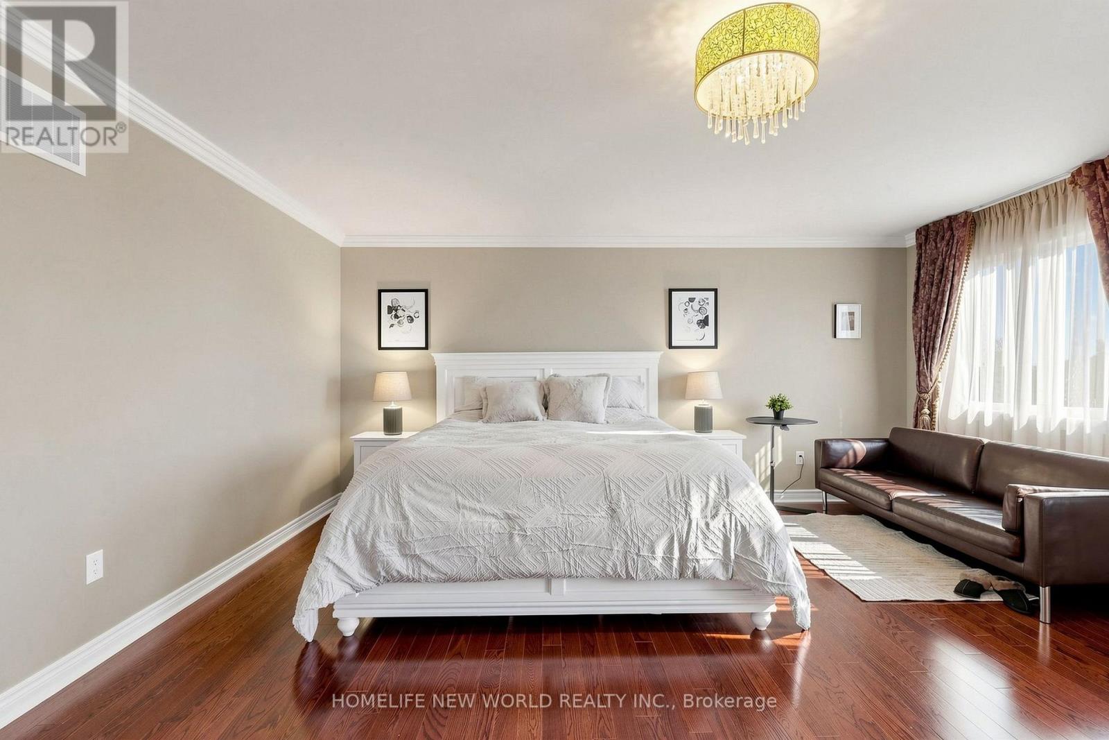 19 FEATHERWOOD DRIVE - 25